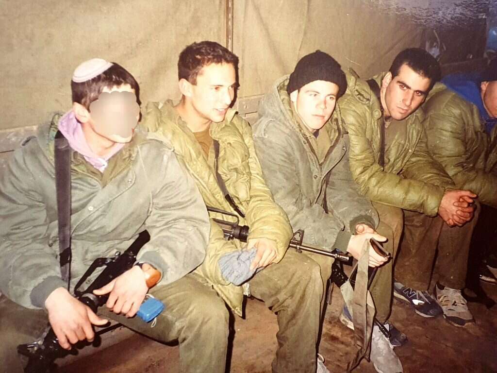 שמות מוכרים. מורנו ונפתלי בנט בשירותם בסיירת מטכ"ל. | באדיבות נפתלי בנט