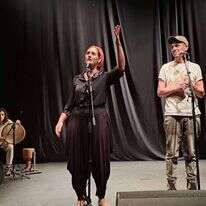 "אין לי בעיה שיהיה קשה ונוקב, רק שיהיה על במה אחת. היום יש תיבות תהודה נפרדות". מנחי הסדנה, צביה מרגליות ויואב טלמור. | תמר שרה קפסוטו