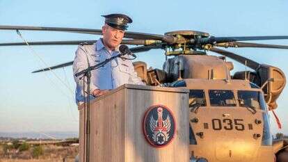 האלוף תמיר בר, מפקד חיל האוויר, בנאומו אתמול. | דובר צה"ל