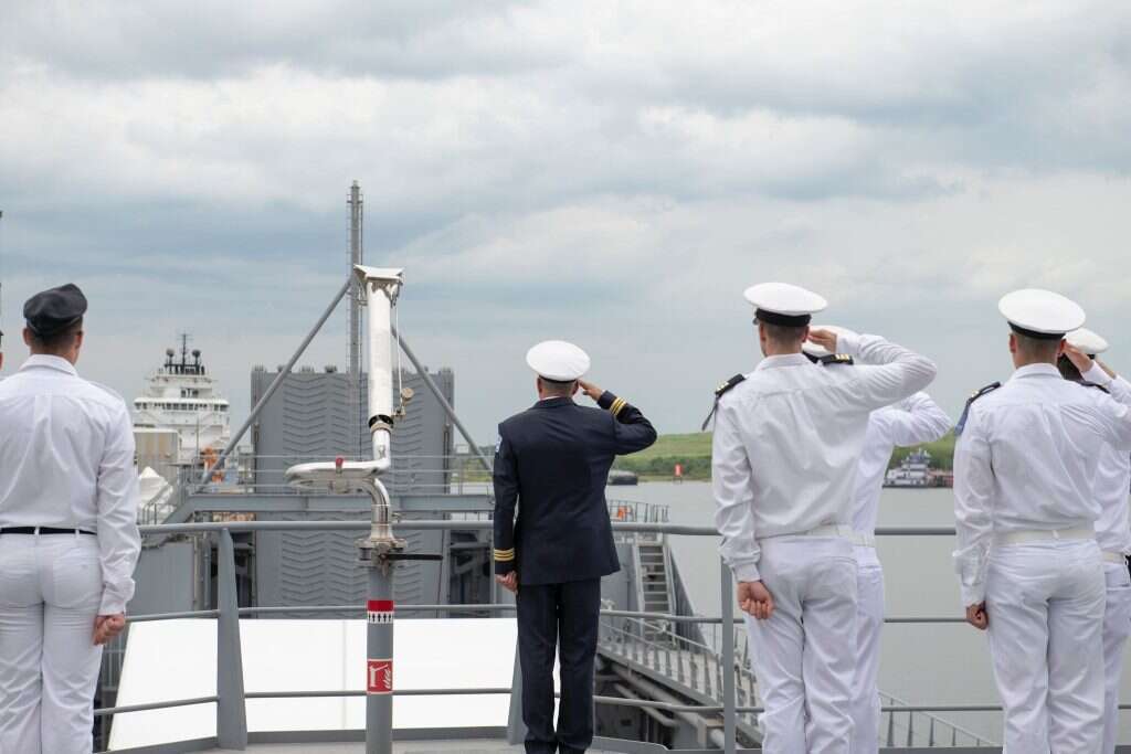 הנחתת אח"י נחשון בטקס המסירה בארה"ב. | דובר צה"ל