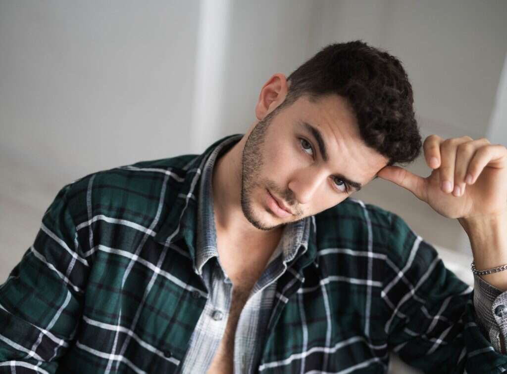 עילי צ'פמן. | יח"צ