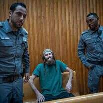 אלישע ירד בבית המשפט. | יונתן זינדל, פלאש 90