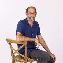 יוני גנוט. | אריק סולטן