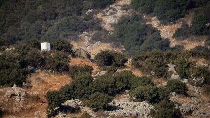 אחד האוהלים שהציב חיזבאללה בגבול, כפי שהוא נראה משטח ישראל,. | חיים גולדברג, פלאש 90