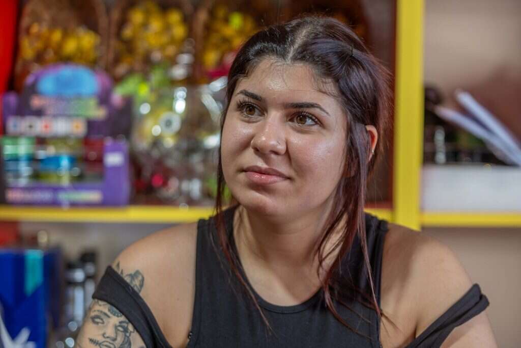 אמילי. | יוסי אלוני