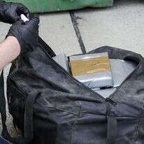 קוקאין שנתפס על ידי המשטרה, ארכיון. | EPA/OLIVIER MATTHYS