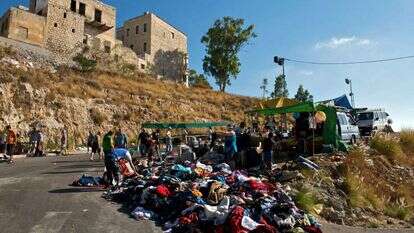 שוק הפשפשים בחיפה. | דורון הורביץ, פלאש 90 שוק הפשפשים בחיפה. | דורון הורביץ, פלאש 90