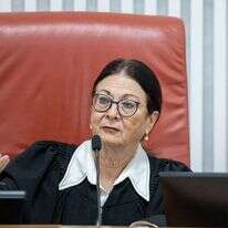 נשיאת בית המשפט העליון אסתר חיות. | יונתן זינדל, פלאש 90