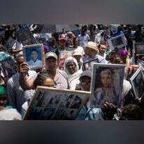 בני הקהילה האתיופית בשיראל מפגינים סמוך ללשכת רה"מ בדרישה להביא את בני משפחתם מאתיופיה, בה מתחוללת מלחמה. | חיים גולדברג - פלאש 90