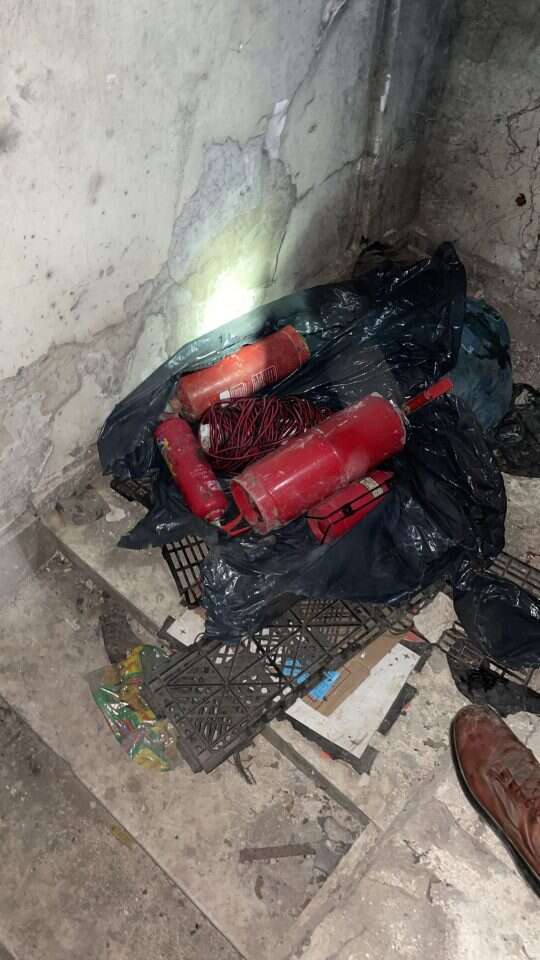 מטעני הנפץ של המחבלים שנתפסו על ידי צה"ל. | דובר צה"ל