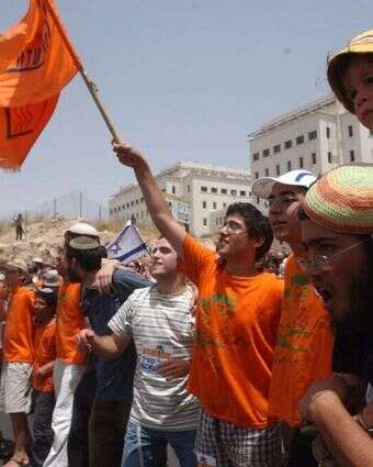 הפגנה נגד ההתנתקות, ספטמבר 2004. | פלאש 90