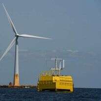 מתקן צרפתי לייצור מימן נקי . | SALOM GOMIS / AFP