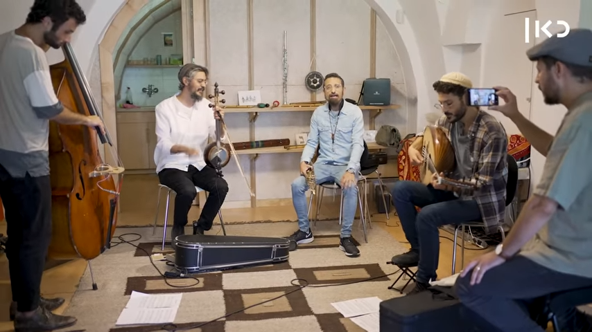 האחים הרוש. | מסך מתוך היוטיוב