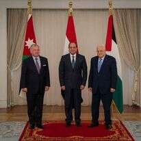 אבו־מאזן, א־סיסי ועבדאללה,  באל־עלמיין, באוגוסט האחרון. | איי.אף.פי / ארמון המלוכה הירדני