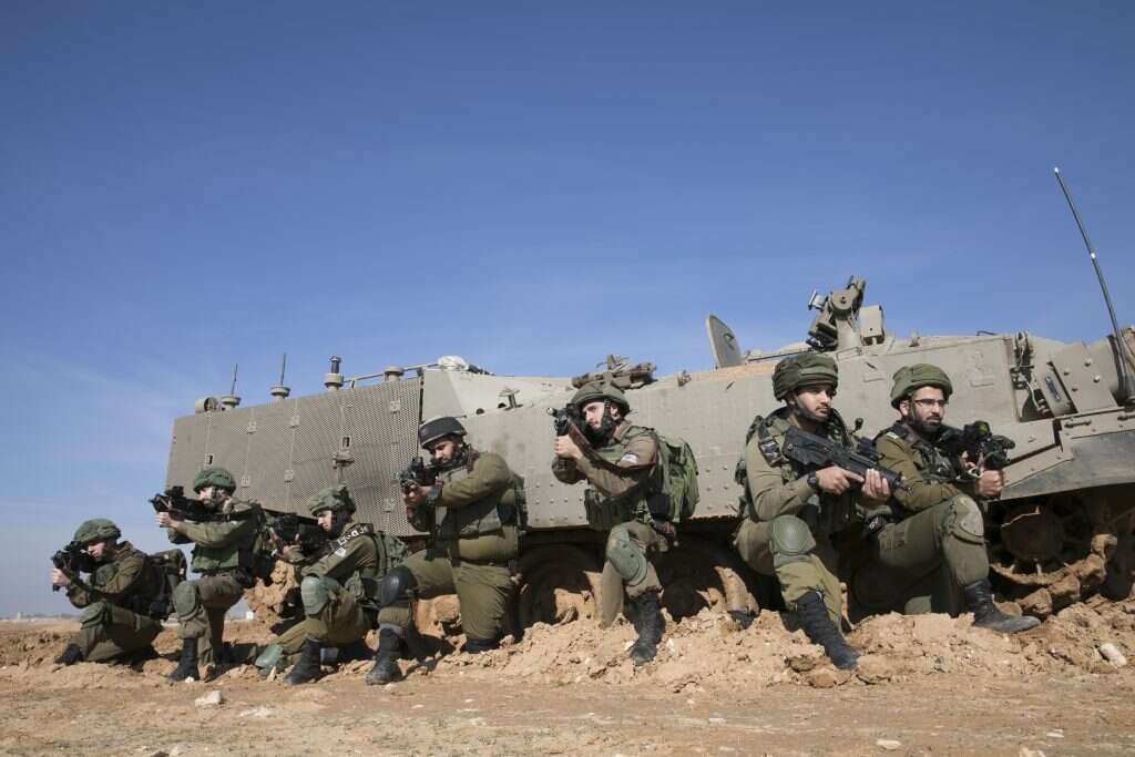 חיילי גבעתי. | יוסי אלוני