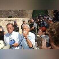 פעיל הר הבית גרשון סלומון בשערי ההר, 2003. | פלאש 90