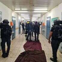 אנשי שב"ס לאחר הפרות הסדר בכלא. | דוברות שב"ס