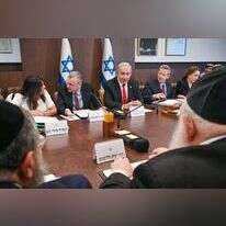 ישיבת ממשלה,. | קובי גדעון, לע"מ