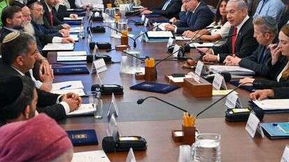 ישיבת ממשלה. | קובי גדעון, לע"מ ישיבת ממשלה. | קובי גדעון, לע"מ