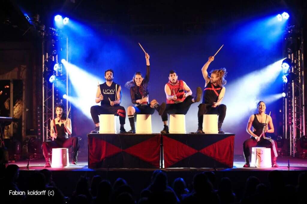 מופע רחוב של מיומנה באופקים. | Fabian Koldorff