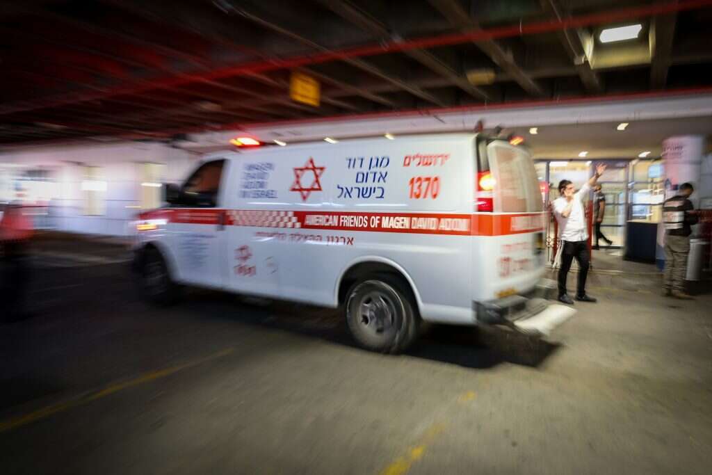 אמבולנס. | נועם רבקין פנטון - פלאש 90