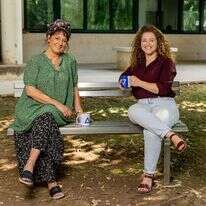 טובה שלג ואורלי גולדקלנג. | נעמה שטרן