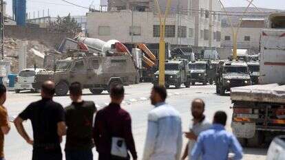 זירת הפיגוע בבית חגי, אתמול. | EPA זירת הפיגוע בבית חגי, אתמול. | EPA