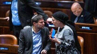 שר האוצר בצלאל סמוטריץ' ושרת ההתיישבות אורית סטרוק. | אוליבייה פיטוסי, פלאש 90 שר האוצר בצלאל סמוטריץ' ושרת ההתיישבות אורית סטרוק. | אוליבייה פיטוסי, פלאש 90