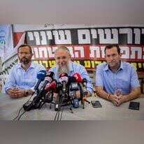 ראשי המועצות ביו"ש באוהל המחאה מול משרד רה"מ. | יונתן זינדל, פלאש 90