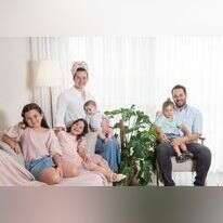 משפחת לנדאו, אבני חפץ. | אביטל הירש