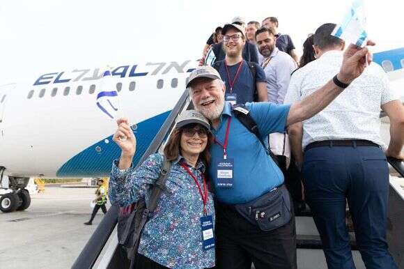 אלעזר וסנדי גנזבורג. | נתנאל כהן עבור נפש בנפש