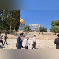 עבודות בלתי מאושרות. שיפוצים בכיפת השלשלת, אתמול עבודות בלתי מאושרות. שיפוצים בכיפת השלשלת, אתמול