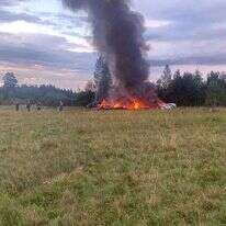 שרידי המטוס בו נהרג יבגני פריגוז'ין (לכאורה). | Handout / TELEGRAM/ @grey_zone / AFP