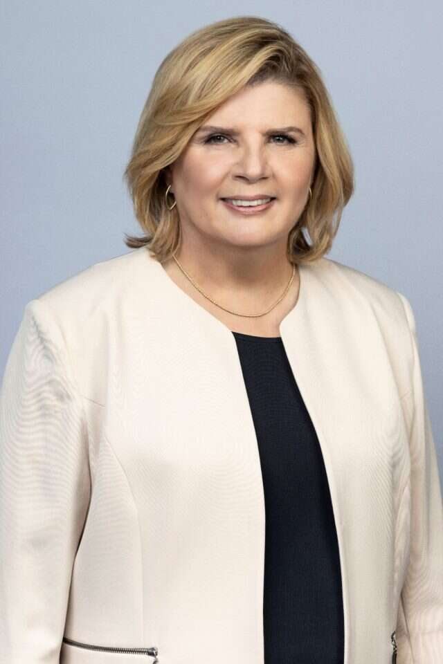 אורנה ברביבאי. | אבישג שאר ישוב