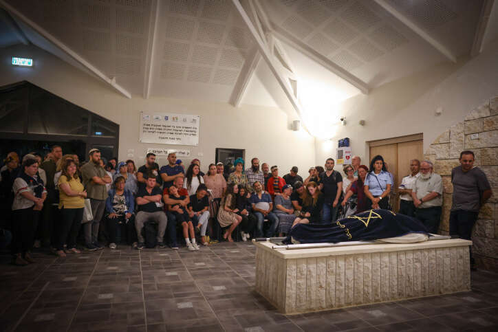 הלוויתה של בת שבע ניגרי הי"ד, השבוע. | חיים גולדברג, פלאש 90