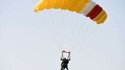 צניחה חופשית. | גילי יערי/פלאש 90