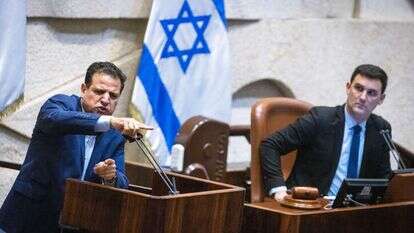 איימן עודה נואם מעל בימת הכנסת, ארכיון. | אוליבר פיטוסי, פלאש 90