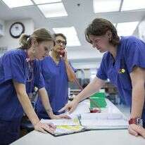 אחיות במרכז הרפואי עין כרם בירושלים. | יונתן זינדל, פלאש 90