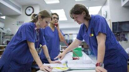 אחיות במרכז הרפואי עין כרם בירושלים. | יונתן זינדל, פלאש 90