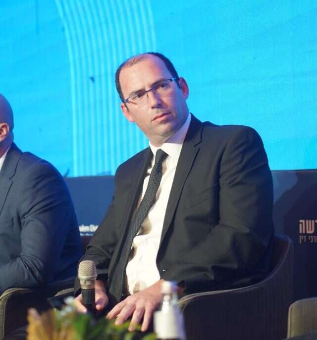 יו"ר ועדת חוקה ח"כ שמחה רוטמן בכנס לשכת עורכי הדין. | לשכת עורכי הדין