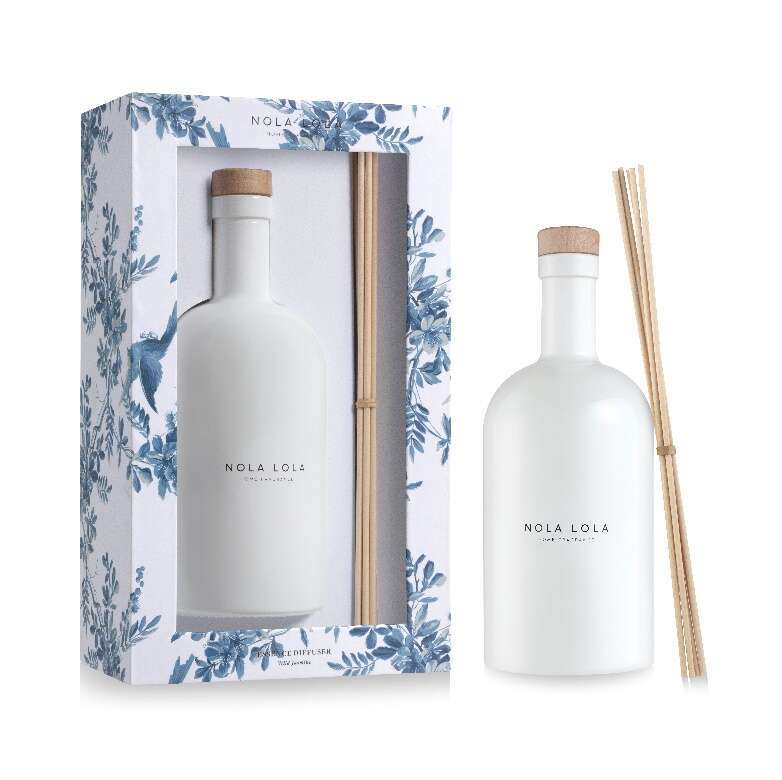 אווירה בבית מבית המותג NOLA LOLA. | יח" צ