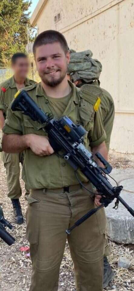 מקסים מולצ'נוב הי"ד, שנפל בפיגוע הדריסה במחסום מכבים. | דובר צה"ל