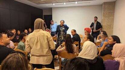 פרופ' איתן גלון מתפרץ לדברי השרה אורית סטרוק במהלך כנס לפתיחת שנה למתנדבי השירות הלאומי-אזרחי של בית החולים הדסה עין כרם