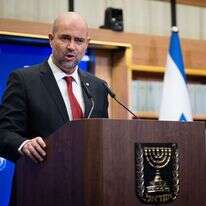 יו"ר הכנסת אוחנה בהצהרה לקראת הדיון בבג"ץ בחוקי היסוד. | יונתן זינדל, פלאש 90