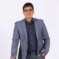 מיקי גידון. | אריק סולטן