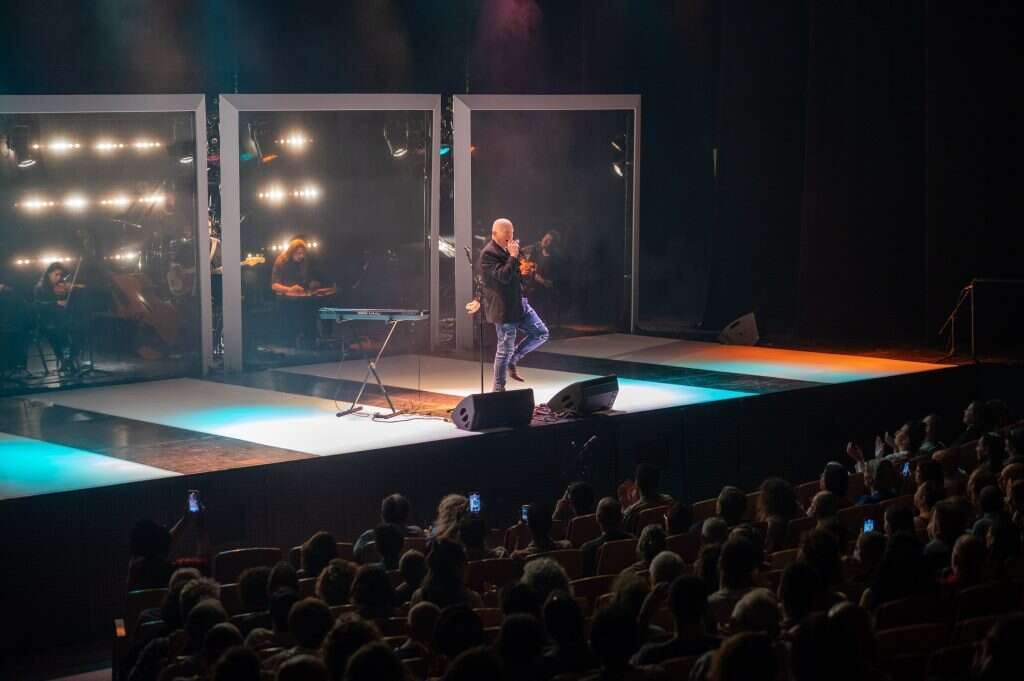 עולם של רגש מול קהל. מתוך המופע. | חיים יפים ברבלט