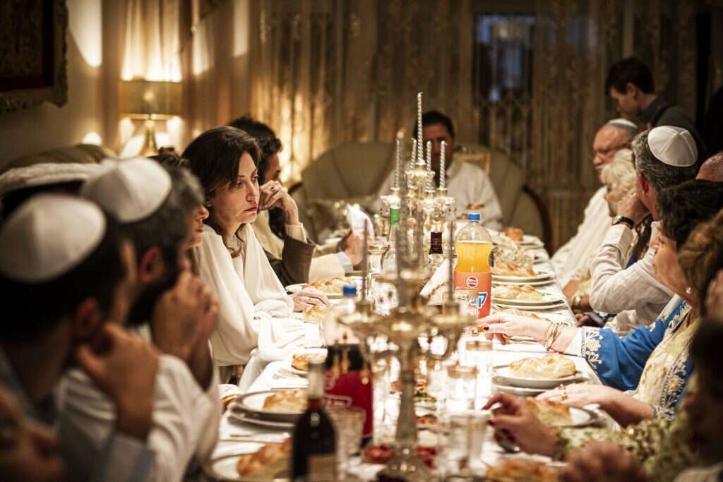 מתוך הסרט "7 ברכות". | מריה ברודקין, באדיבות סרטי יונייטד קינג מתוך הסרט "7 ברכות". | מריה ברודקין, באדיבות סרטי יונייטד קינג