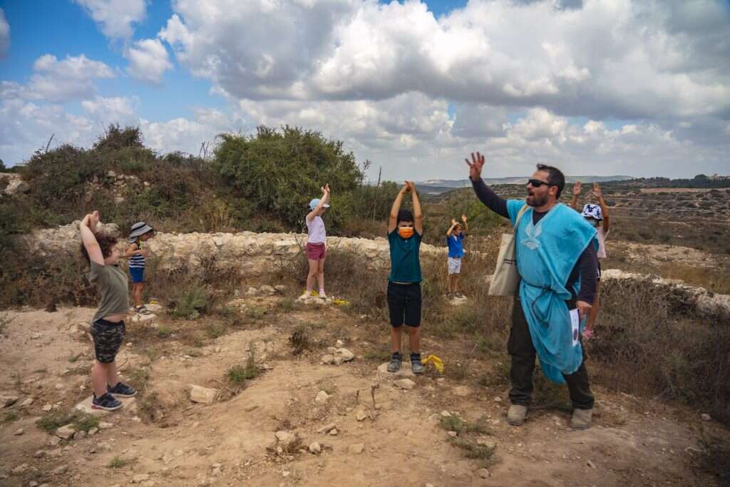 פעילות רשות העתיקות בסוכות. | יניב ברמן, רשות העתיקות