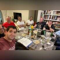 בכל העברת דף יש תחושה של התקדמות. שנבל, חברים והדף היומי