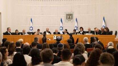 בית המשפט העליון. | אלכס קולומויסקי